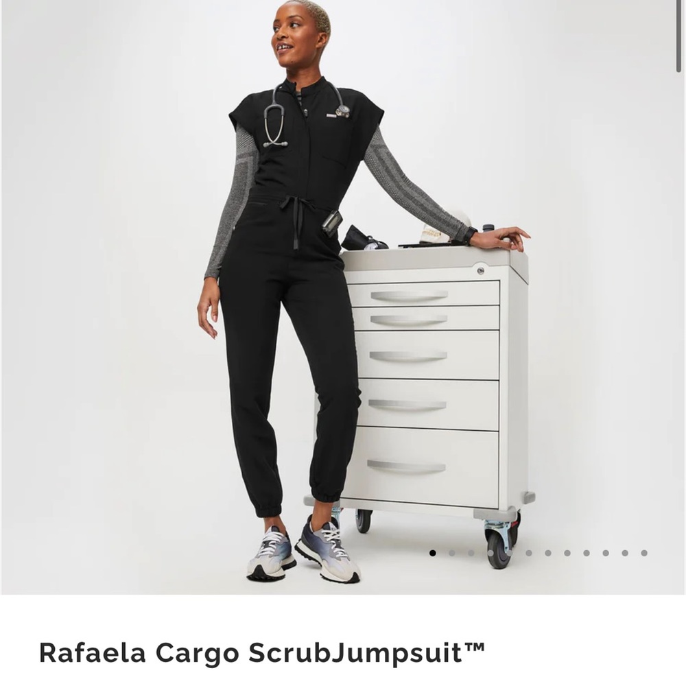 FIGS SCRUBS